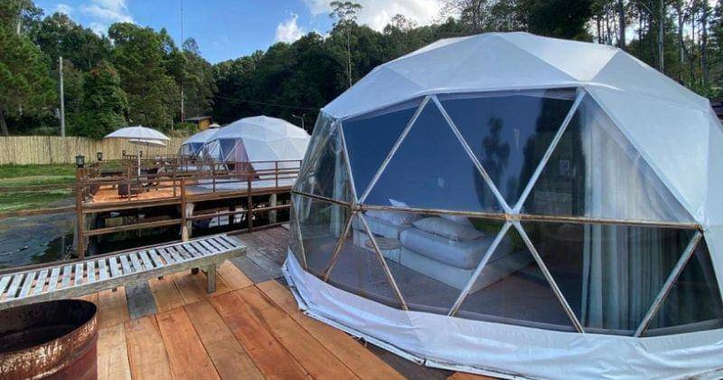 Ayoglamping.com/Igloo Camp